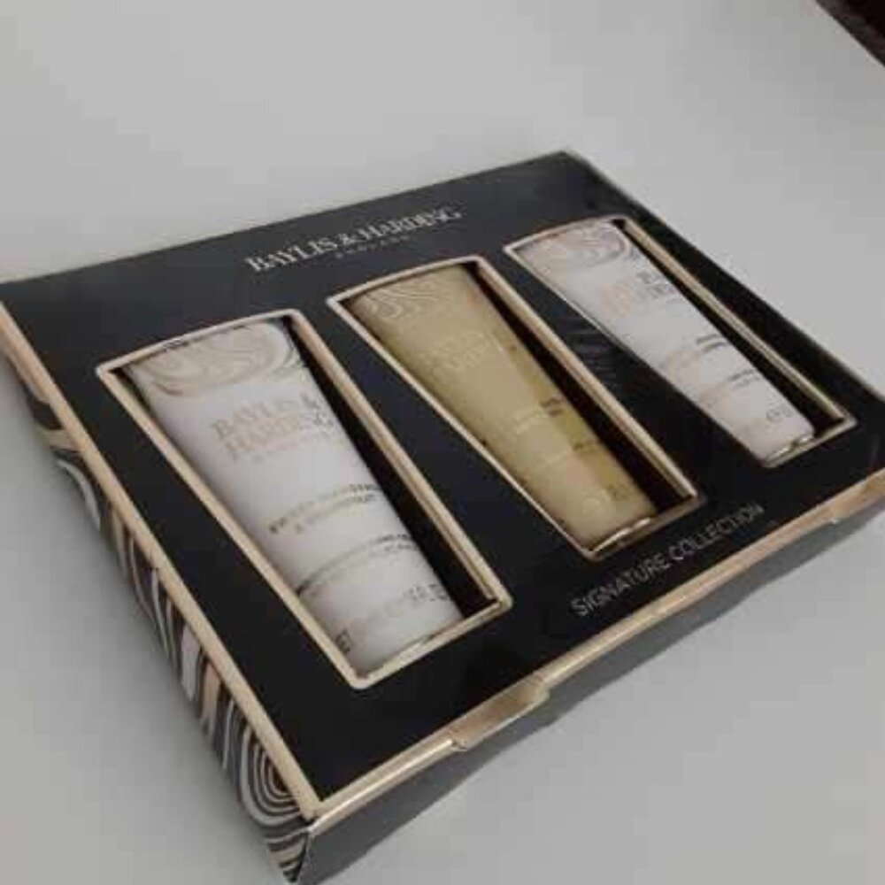 Baylis & Harding Signature Collection Mandarin & Grapefruit Set Of 3 Hand Creams